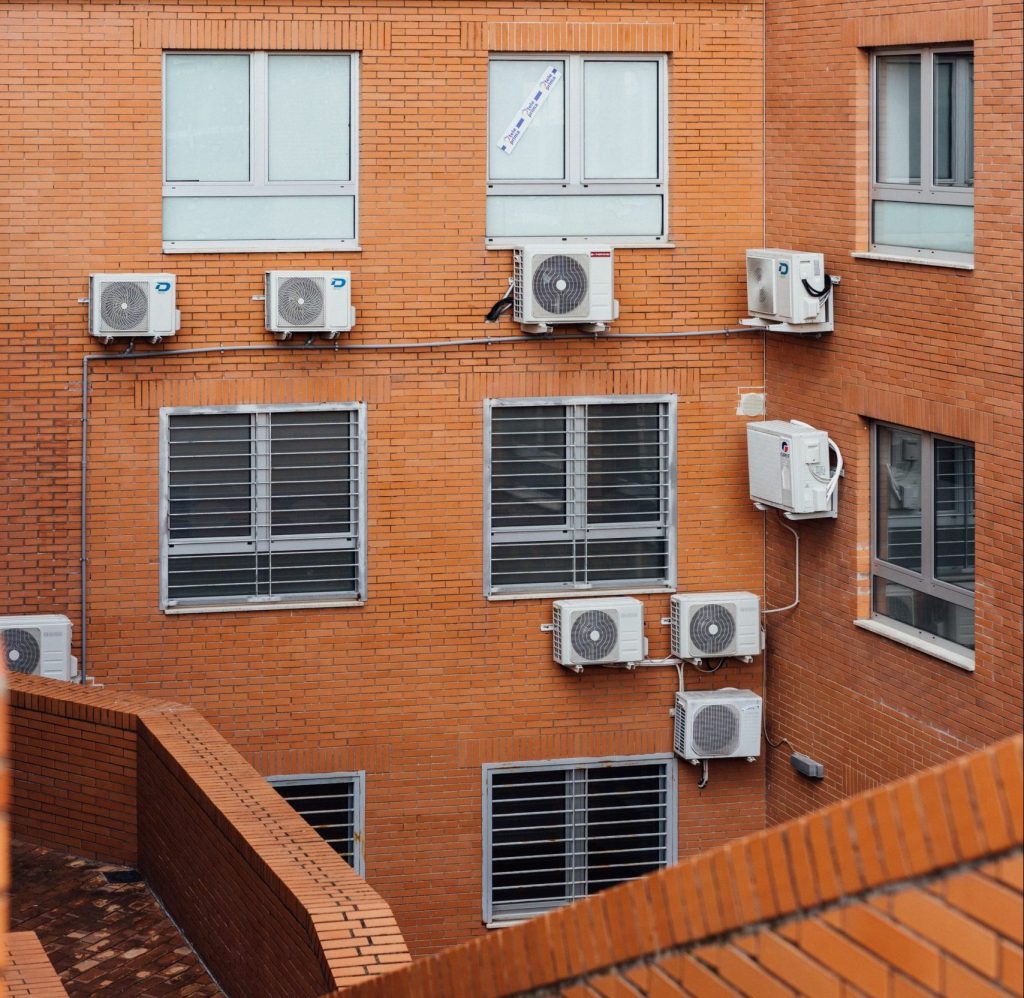 Instalare aparat aer conditionat